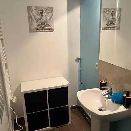 Paris,bas Vincennes * Montreuil (Seine-Saint-Denis)